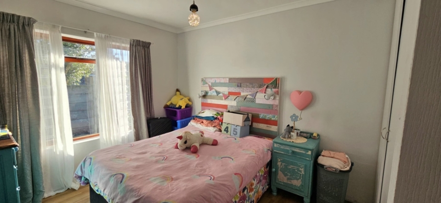 5 Bedroom Property for Sale in Franskraal Western Cape